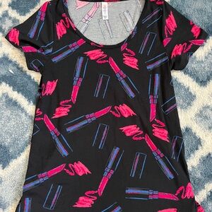 Lularoe lipstick classic t